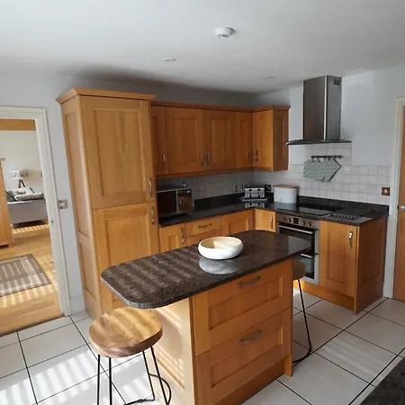 Oak Tree Barn 度假居 *