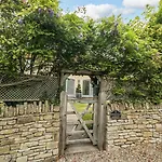 Oak Tree Barn Pickering