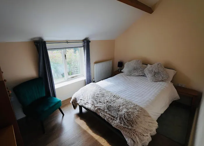 Oak Tree Barn Pickering